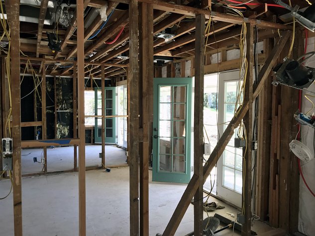 casitascasitasotirioscorpkyledewoodyhouse1