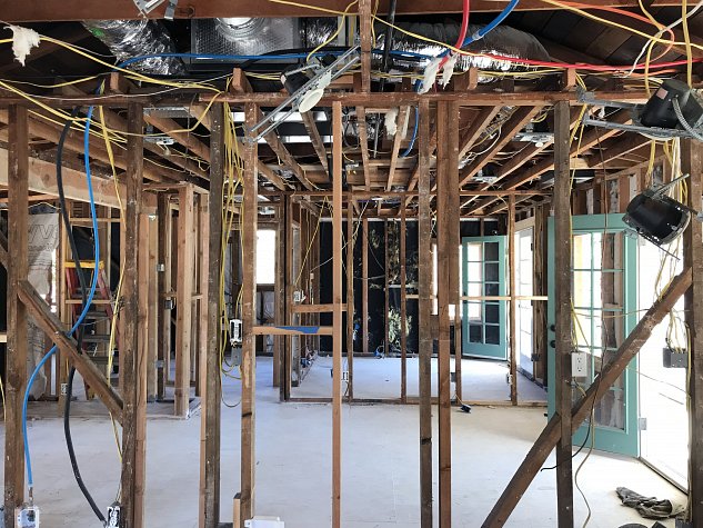 casitascasitasotirioscorpkyledewoodyhouse2